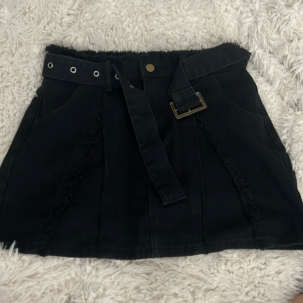 Black cargo skirt
